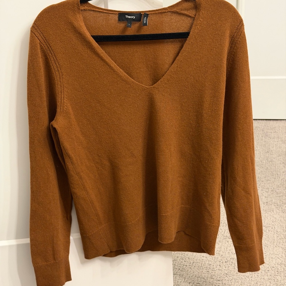 Theory Women's V-Neck Sweater in Rich Brown